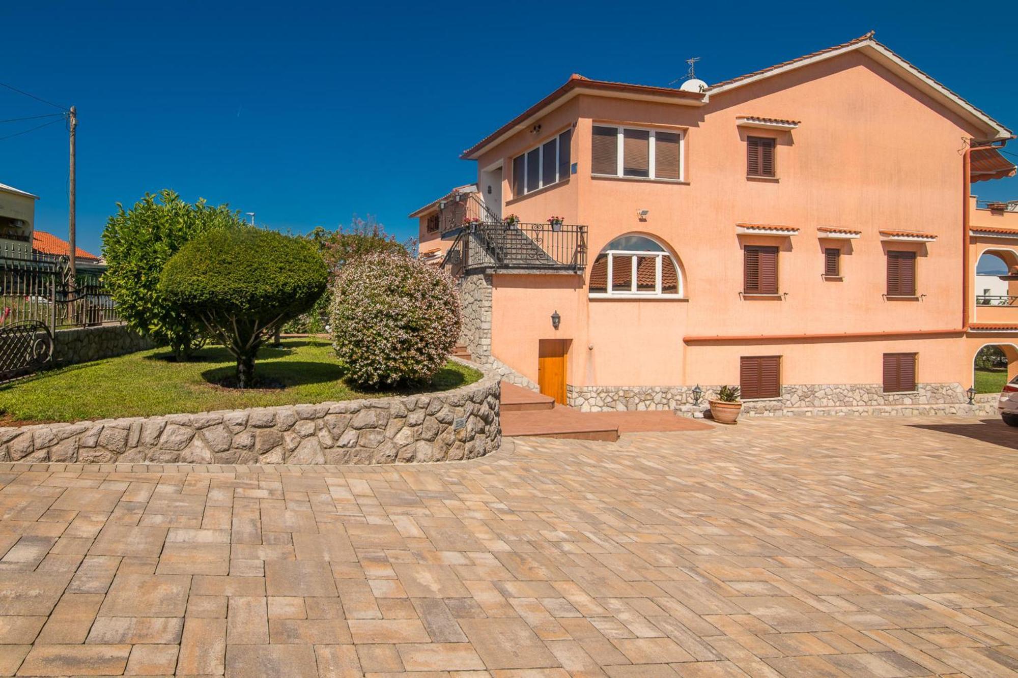 מאלינסקה Apartments Prendivoj מראה חיצוני תמונה